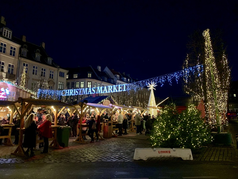 Things To Do In Copenhagen In Winter Hojbro Plads Christmas Market