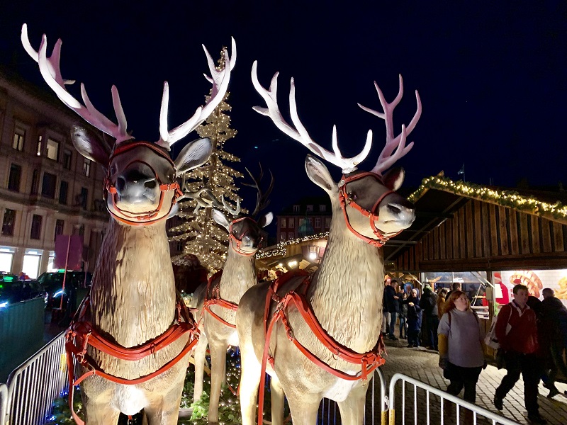 Things To Do In Copenhagen Kongens Nytorv Christmas Market